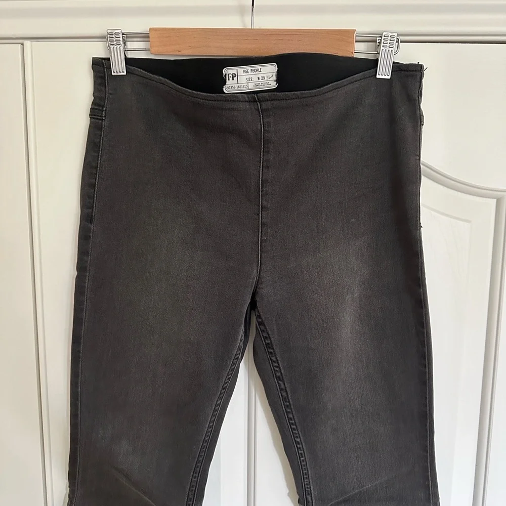 Free People Penny Pull On Jeans - Picture 12 of 12